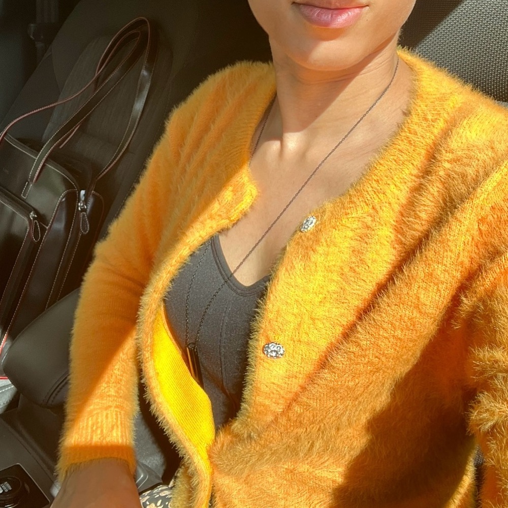 Zara *SUPER SOFT* fuzzy cardigan